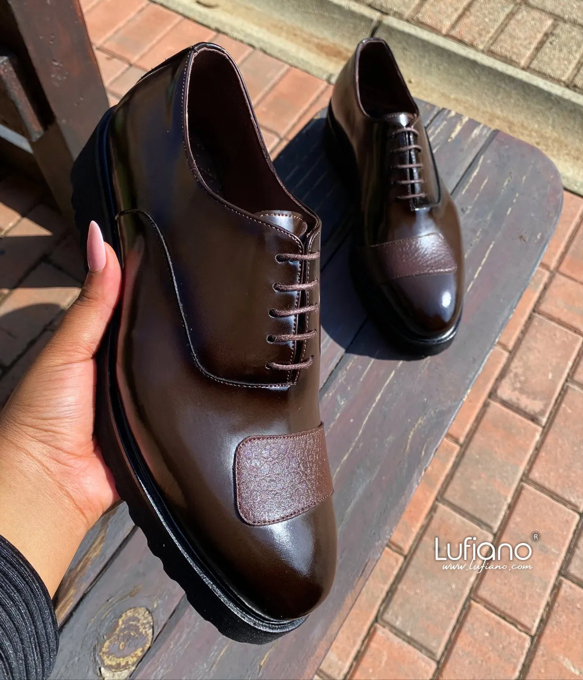 145  Lufiano Lace Up: Brown