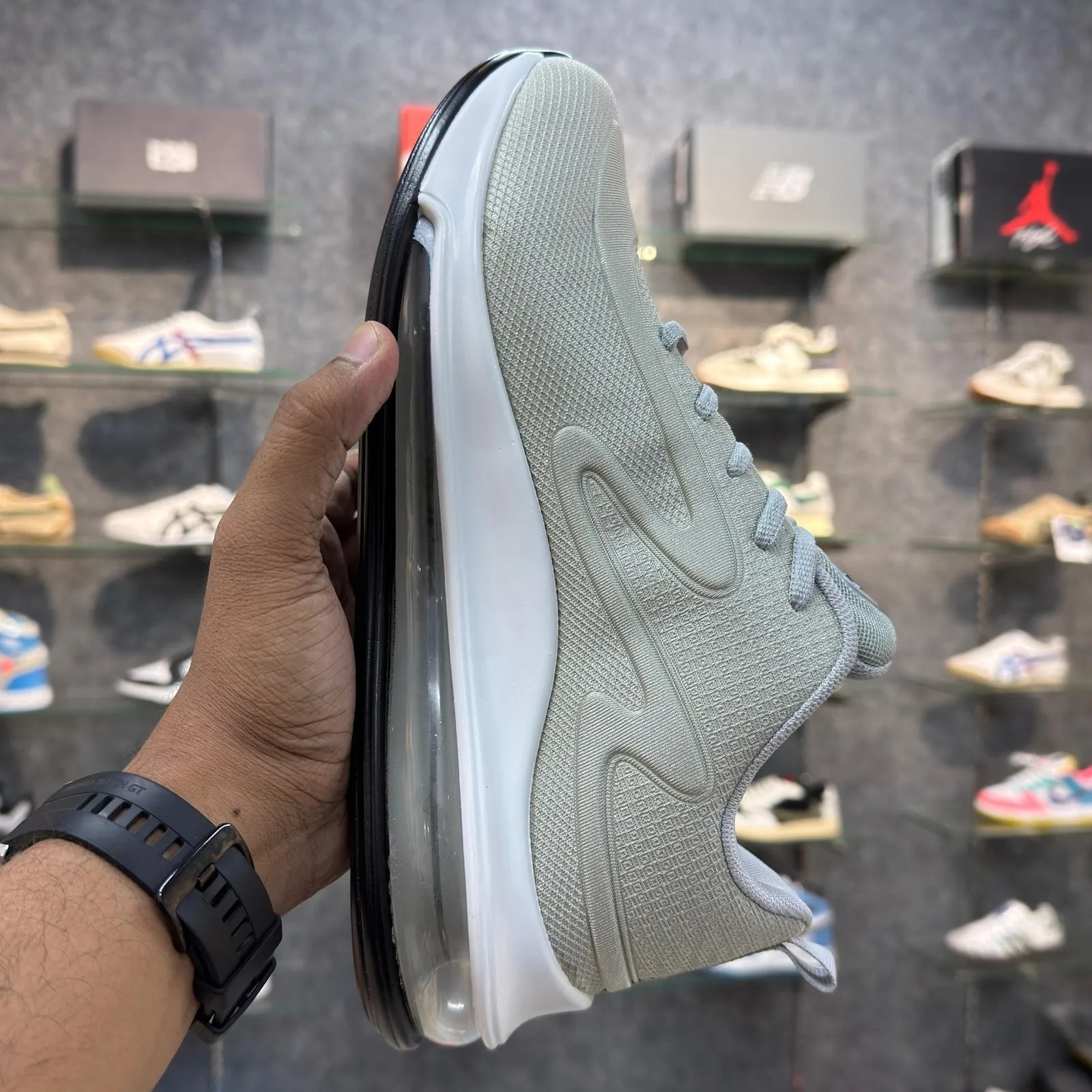 Airmaxx 720 Gray