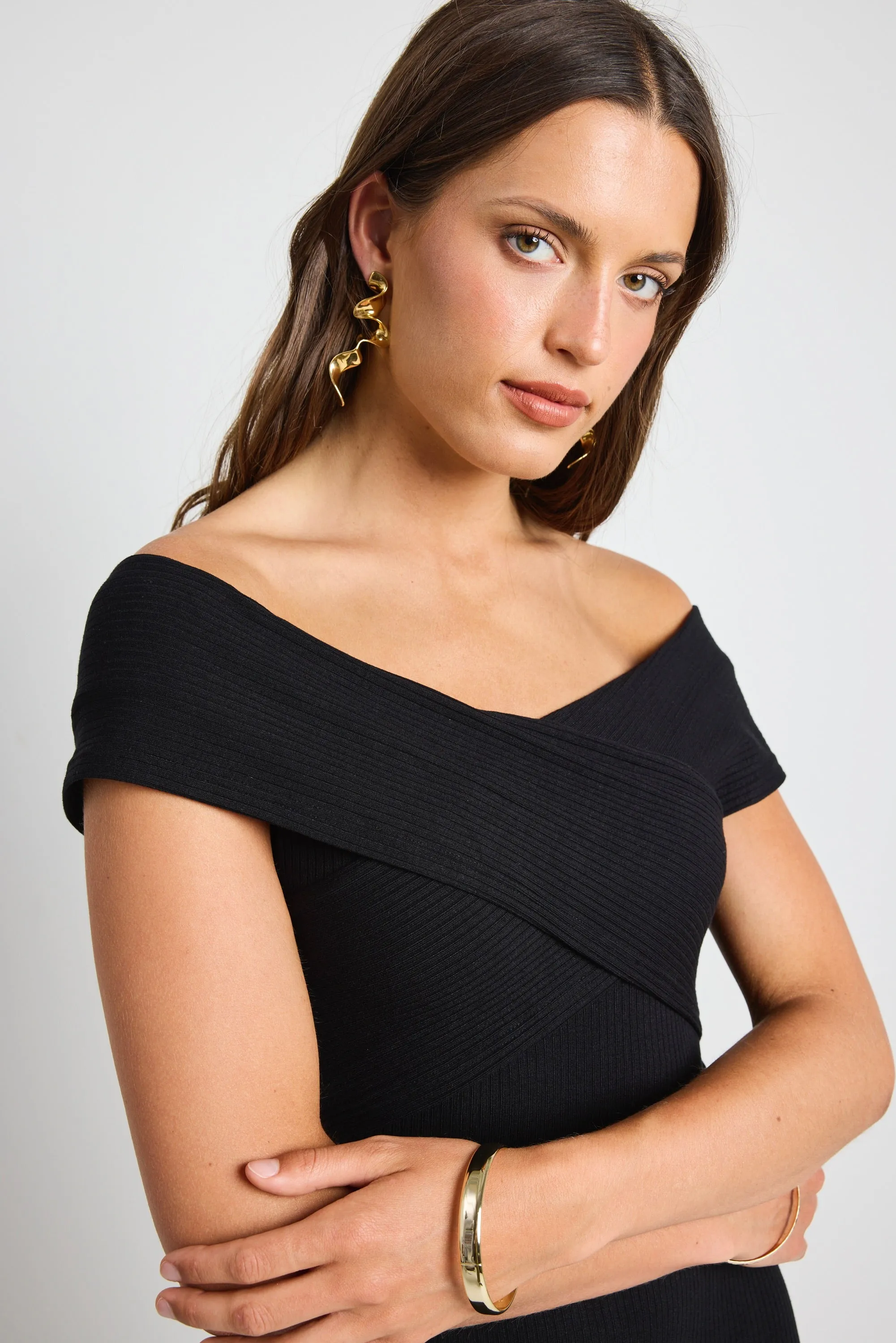 Alfa Black Rib Off Shoulder SS Midi Dress