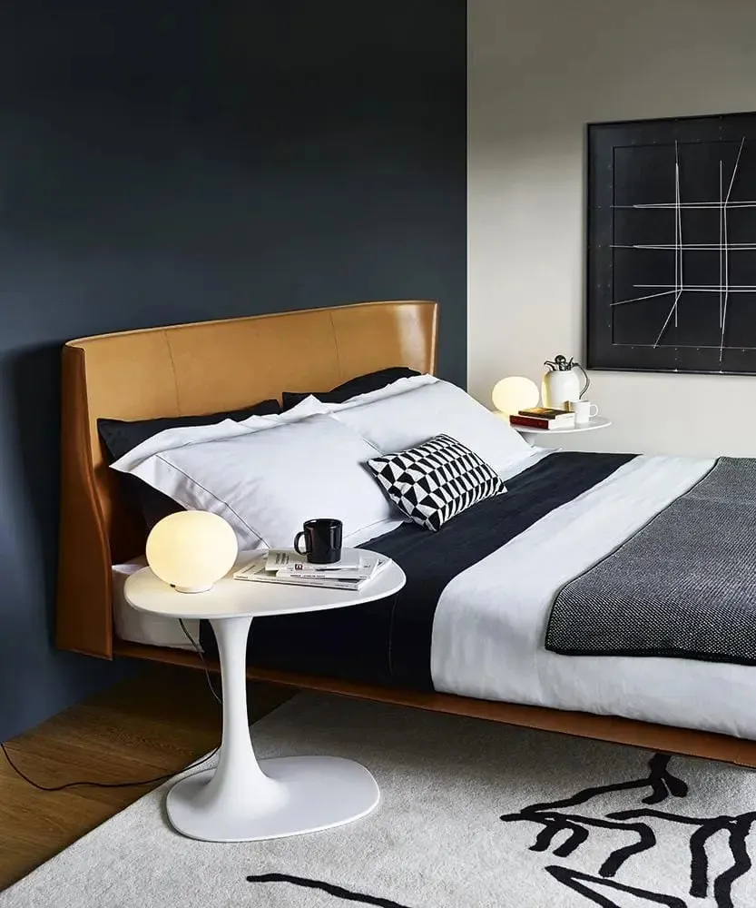 Alys - Bed