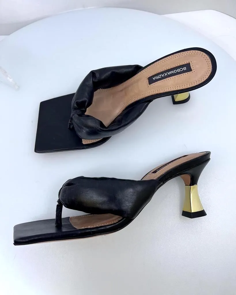 BCBG MAX AZRIA SQUARE TOE MULES SANDALS