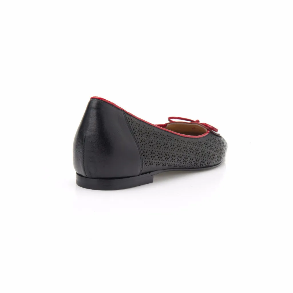 Black and Red Patent Leather Heart Shaped Ballet Flat