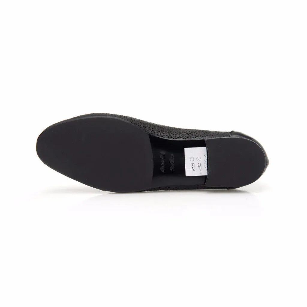 Black and Red Patent Leather Heart Shaped Ballet Flat