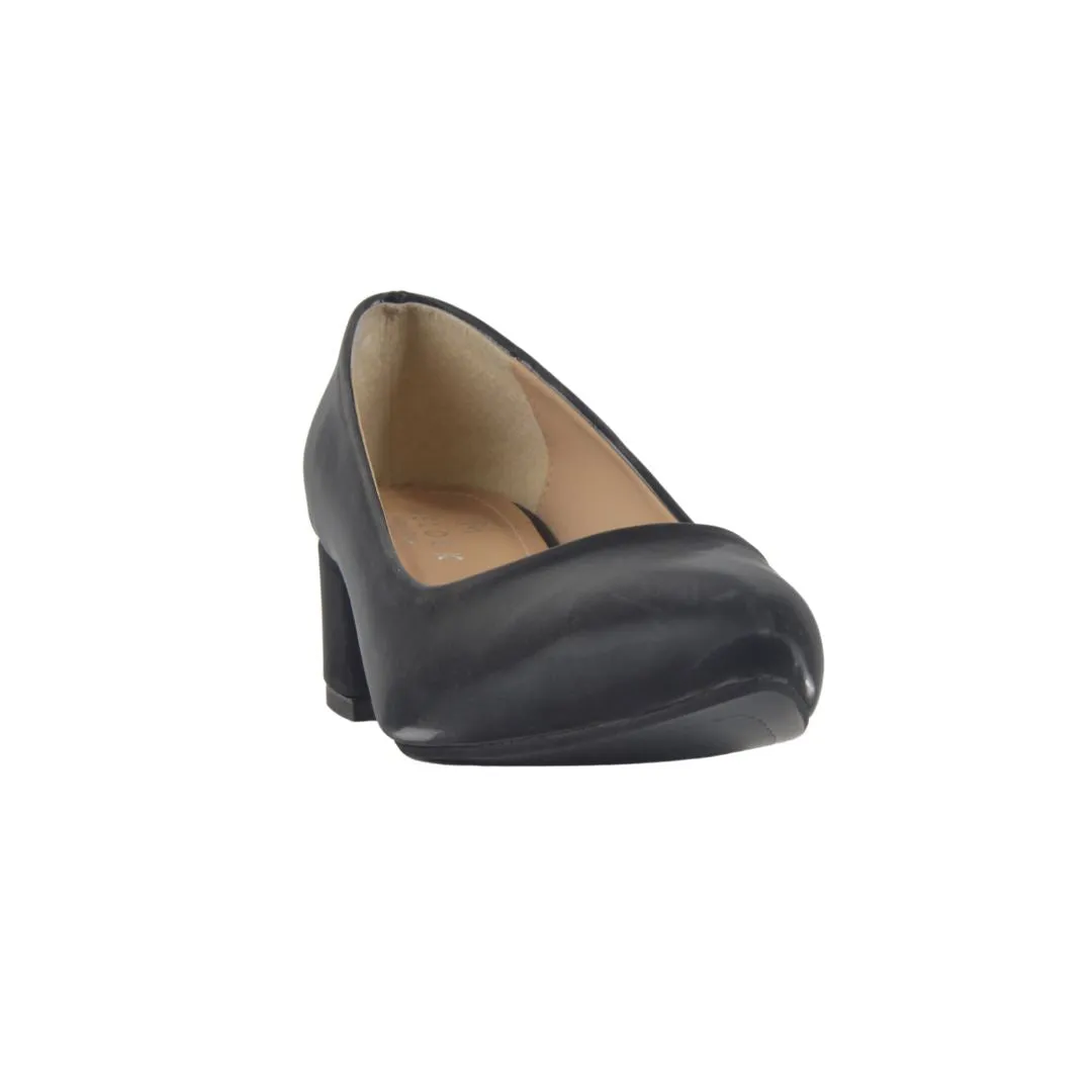 Black Mid Heel Basic shoe