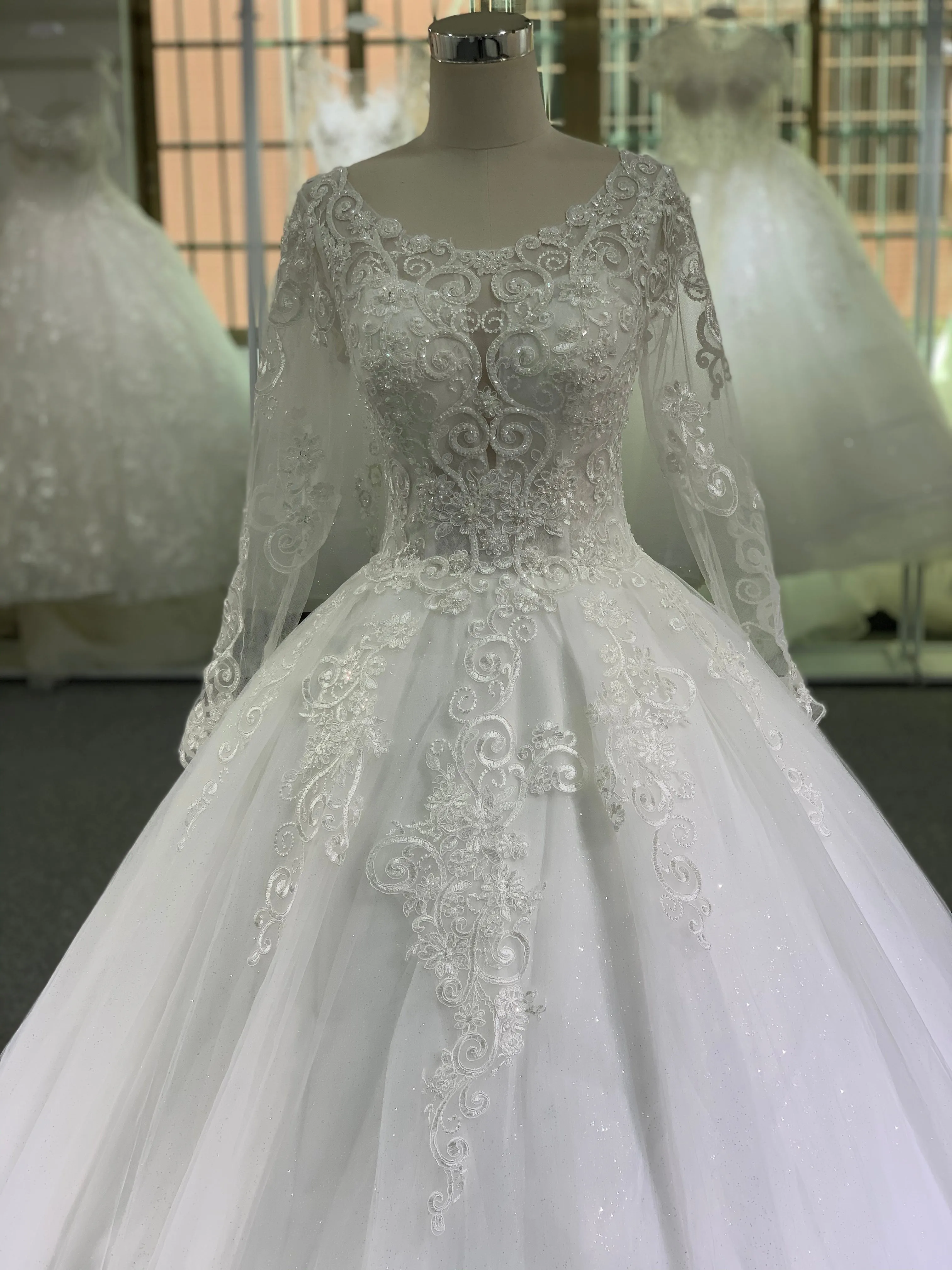 BYG beautiful long sleeves wedding dress