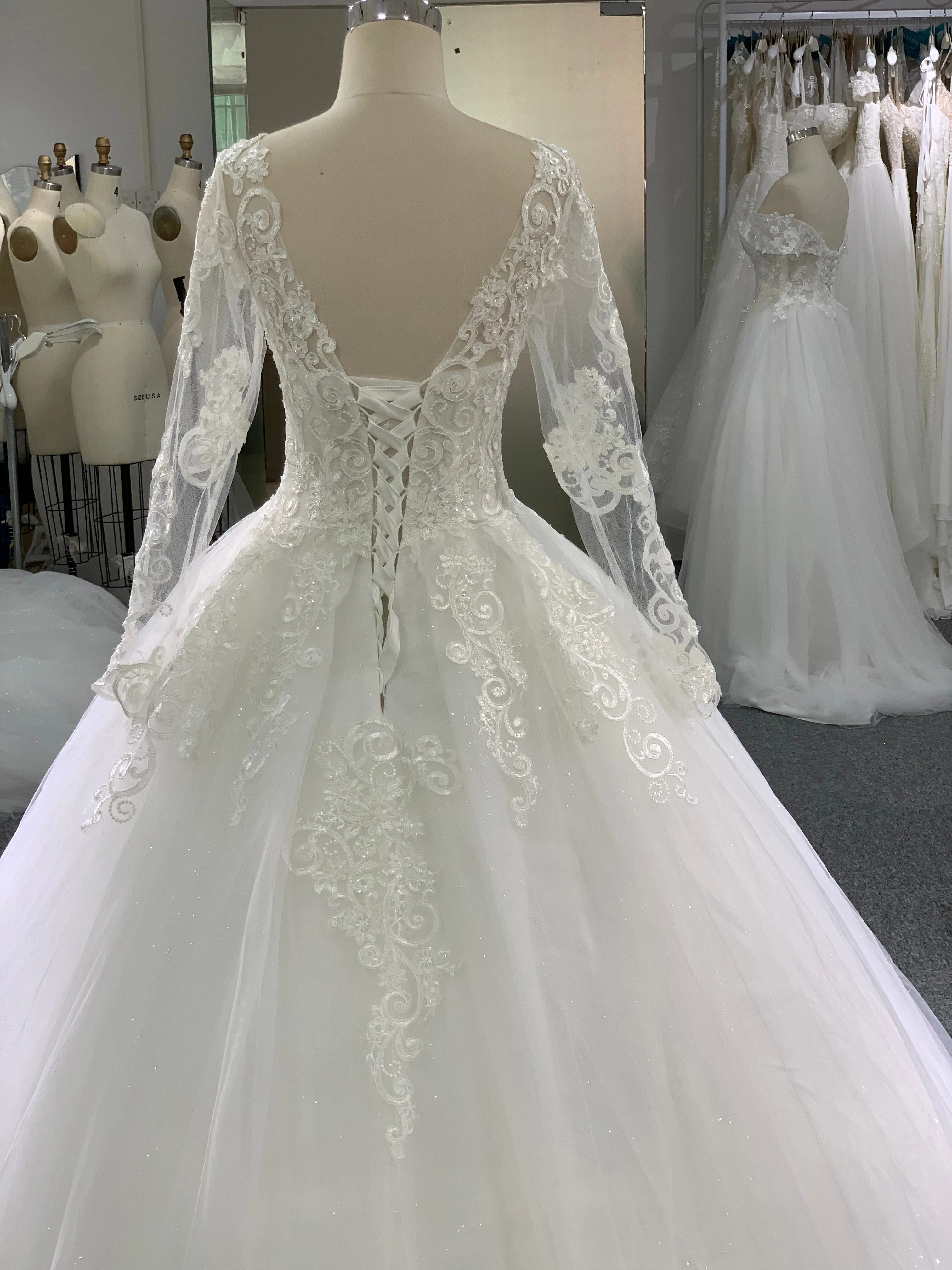 BYG beautiful long sleeves wedding dress