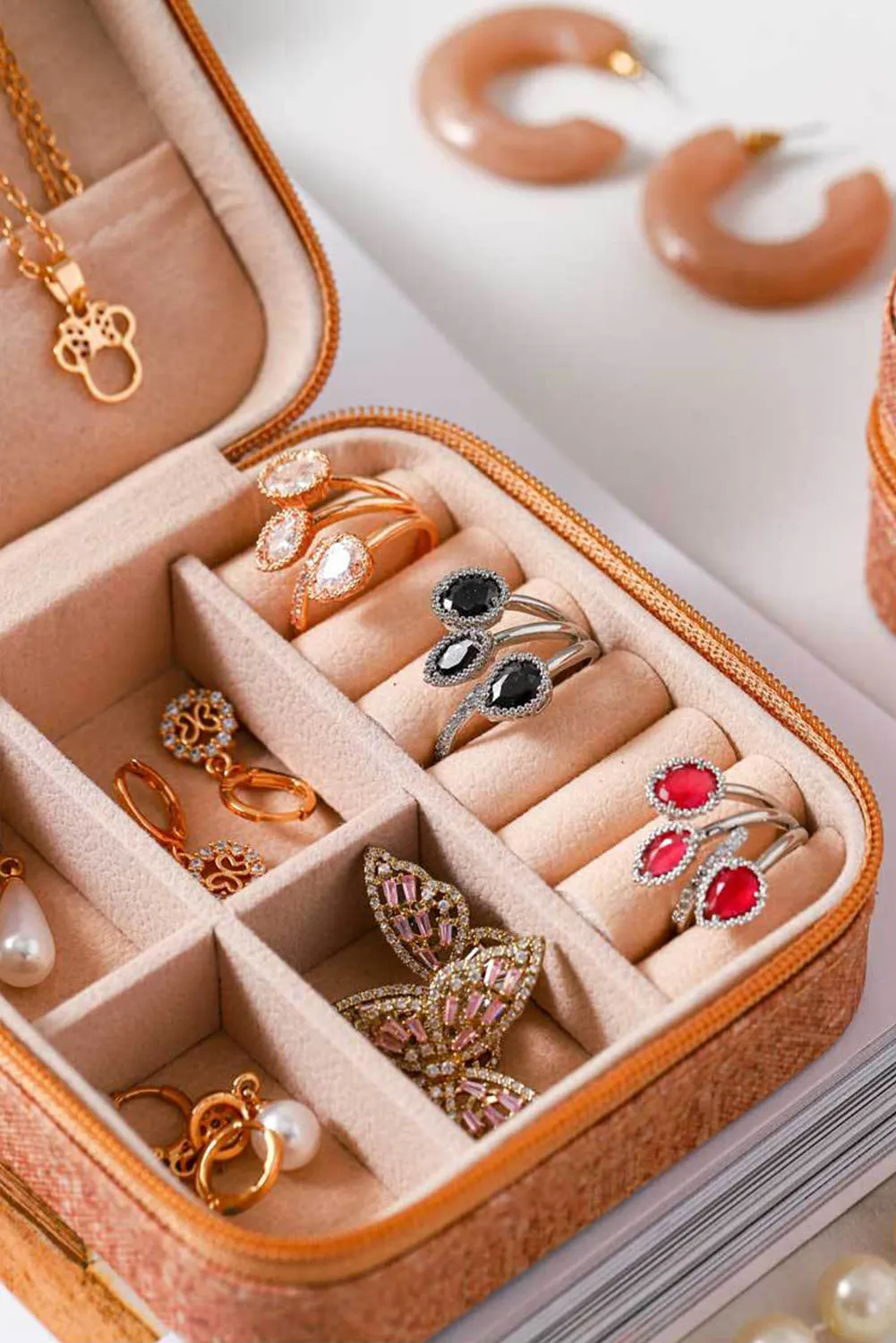 Camel Retro Floral Print Portable Square Jewelry Box