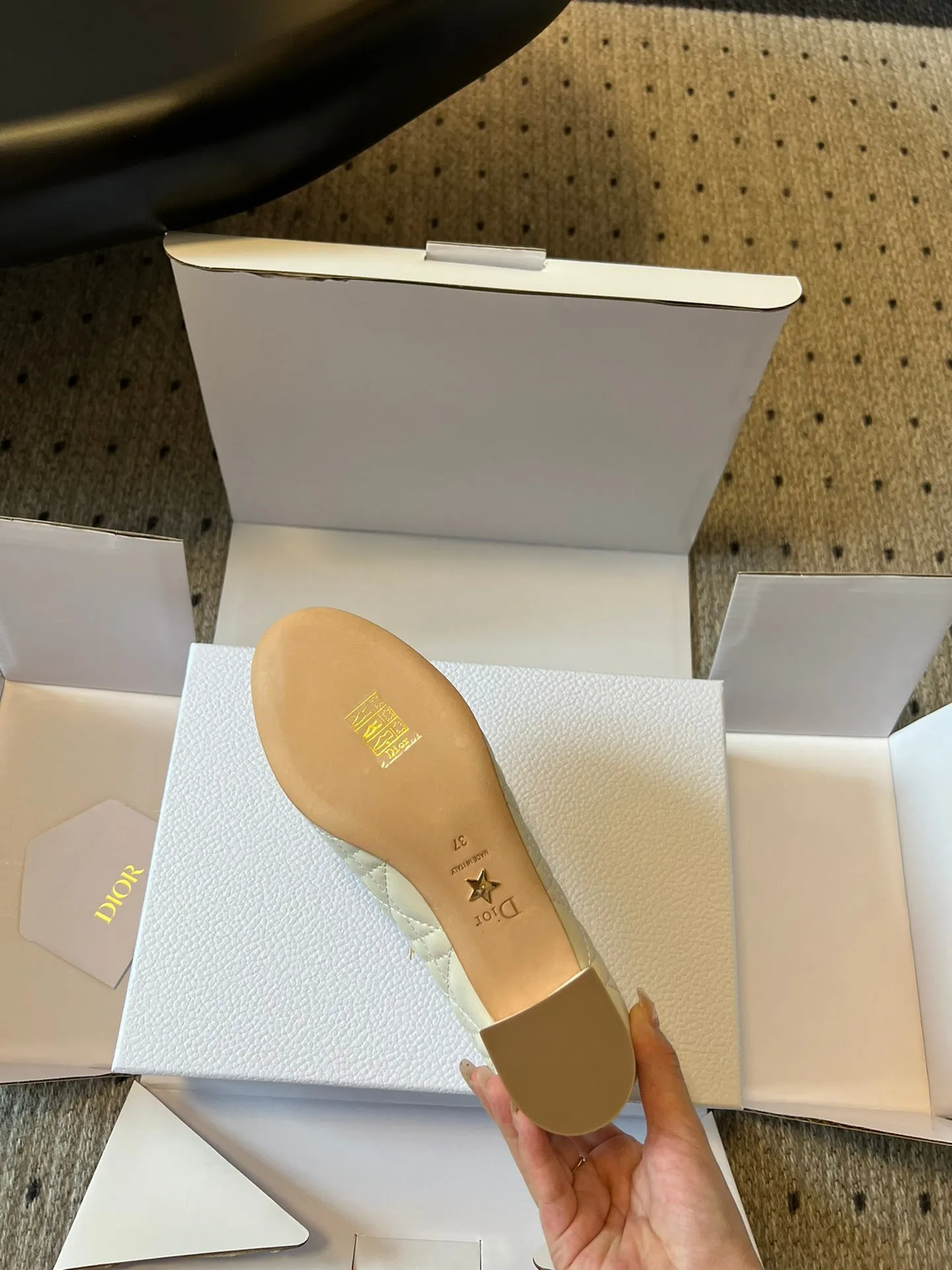 DO  2024 Early Spring Pearl Mary Jane Shoes