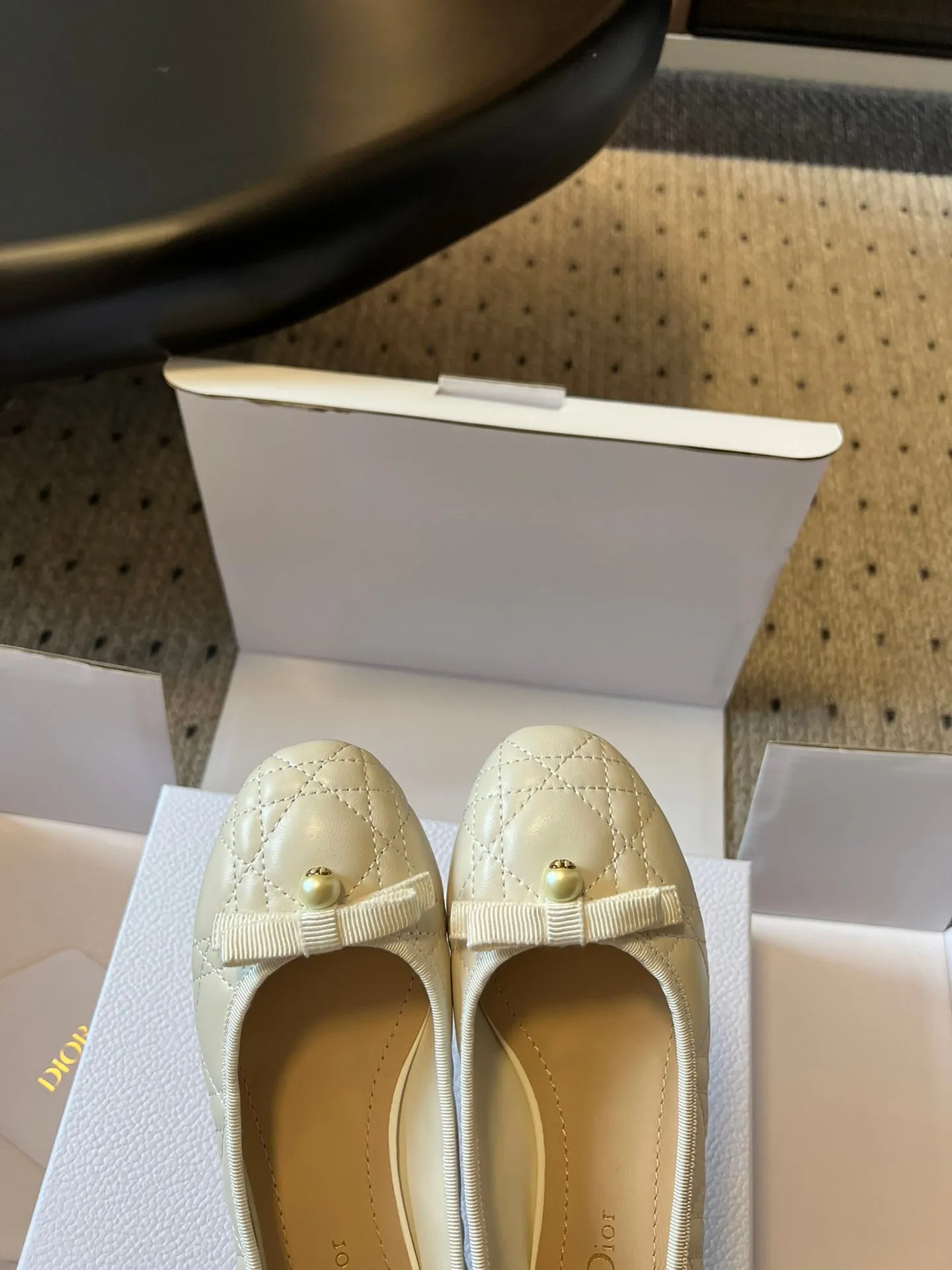 DO  2024 Early Spring Pearl Mary Jane Shoes