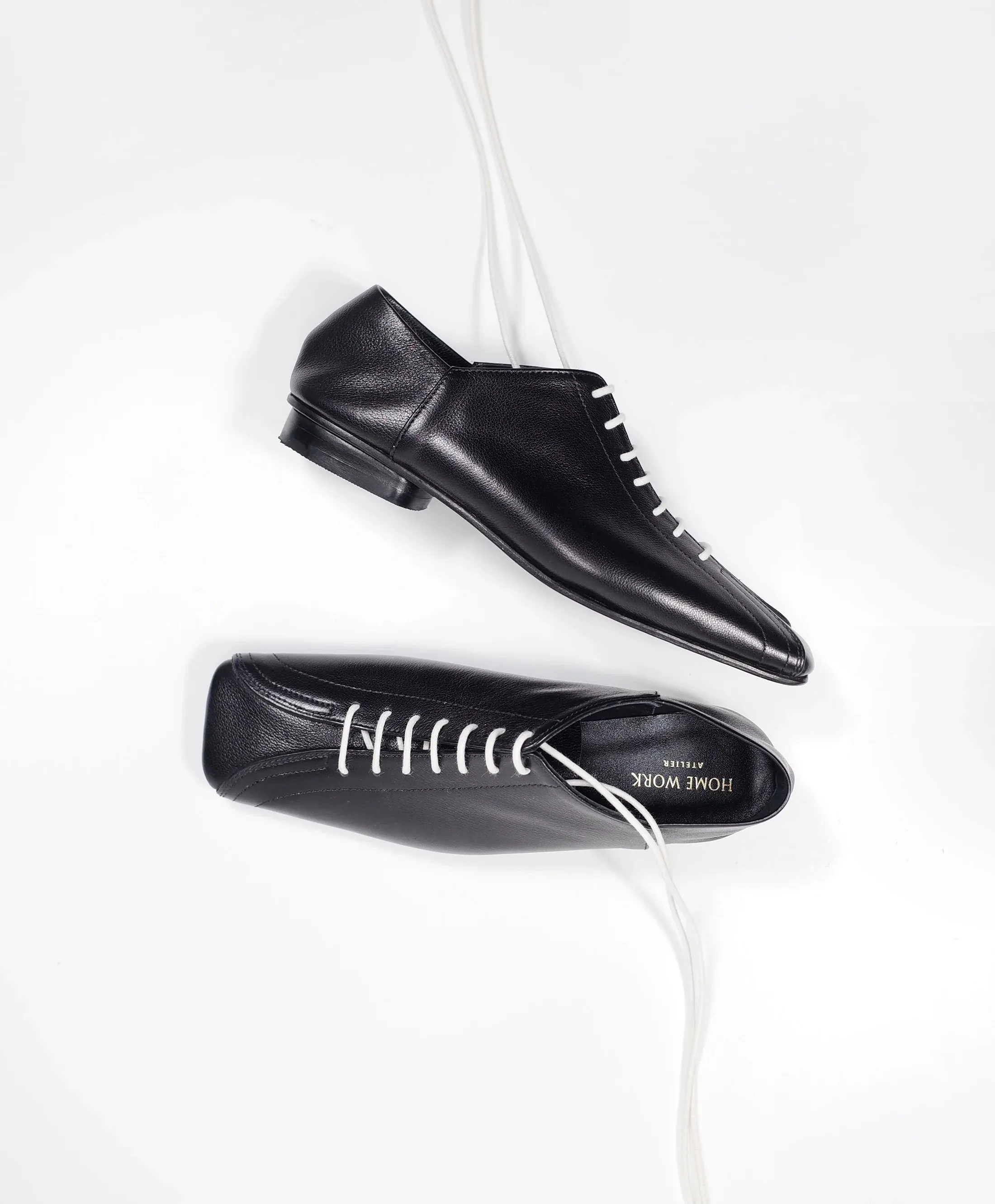 Ebony Lace-up Leather Shoes