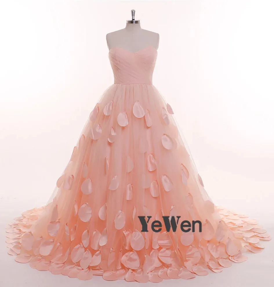 Elegant Wedding Dress Appliqued Strapless A-Line Photography Dress