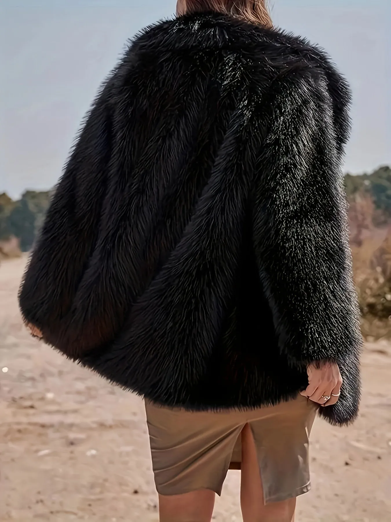 Elegant Womens Long Faux Fur Coat  Warm  Stylish