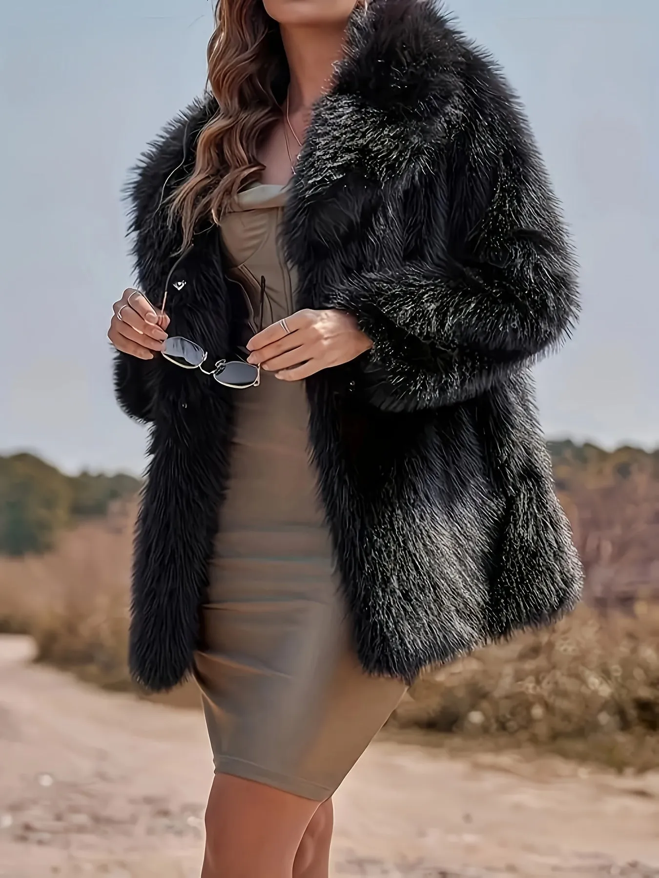 Elegant Womens Long Faux Fur Coat  Warm  Stylish