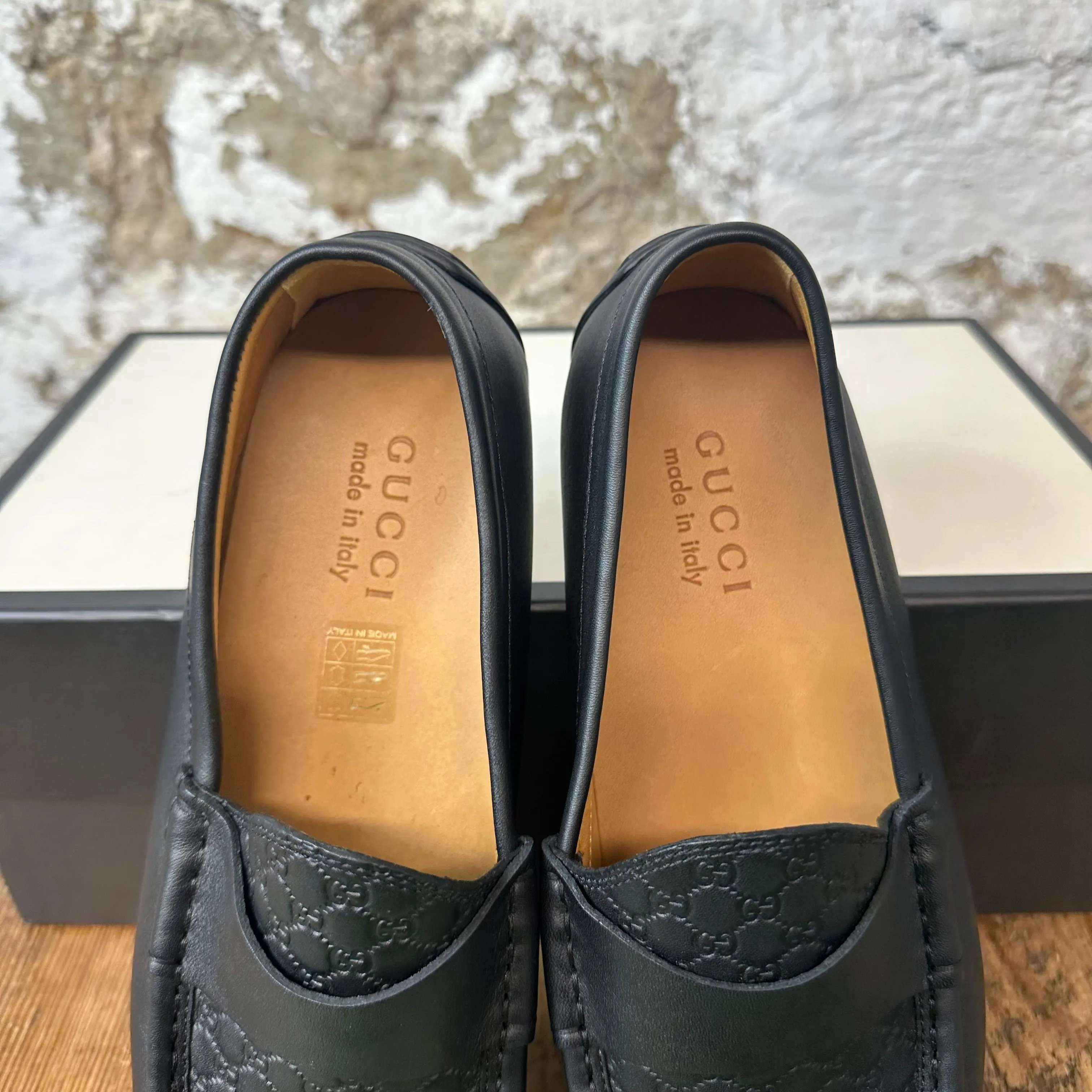 Gucci Black Leather Embossed Loafer Sz 6.5