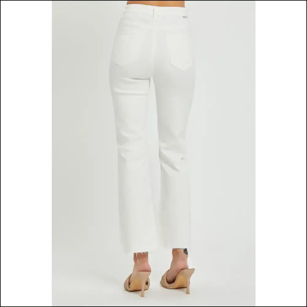 High Rise Button Fly Jeans: Because your Wardrobe Deserves a Bff! 👖💃