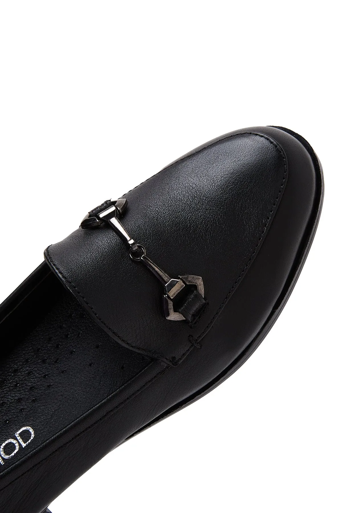 Kadın Siyah Toka Detaylı Deri Maskülen Loafer