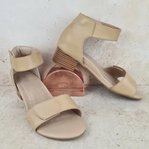 Kim Dress Heel Beige