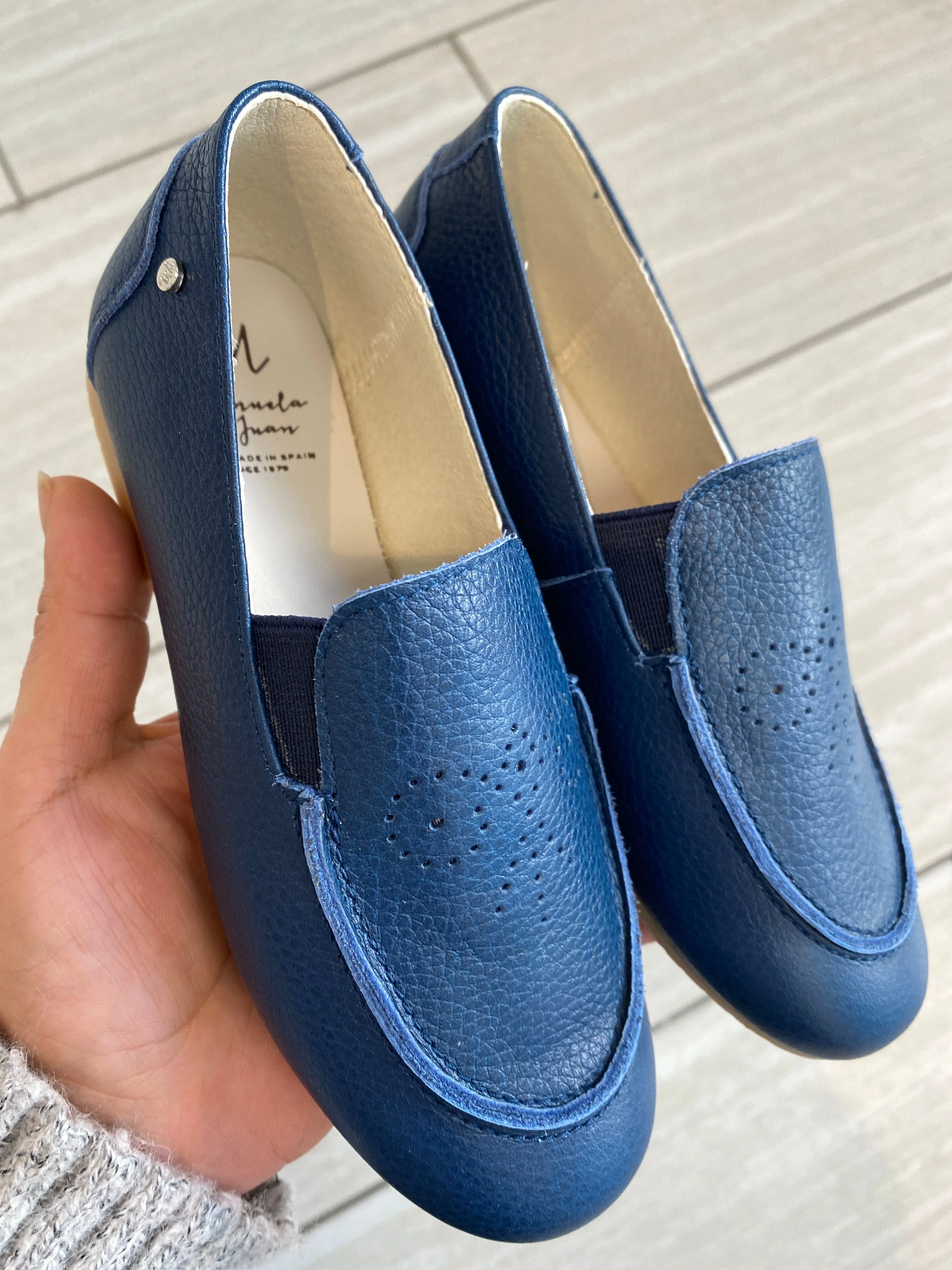 Manuela Navy Embossed Loafer