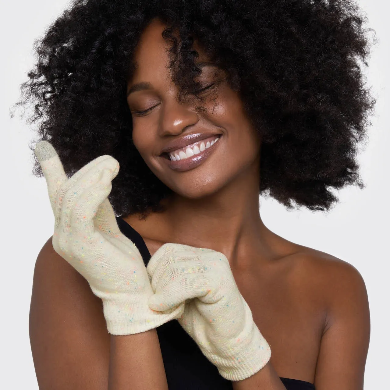 NEW | MOISTURIZING SPA GLOVES | KITSCH