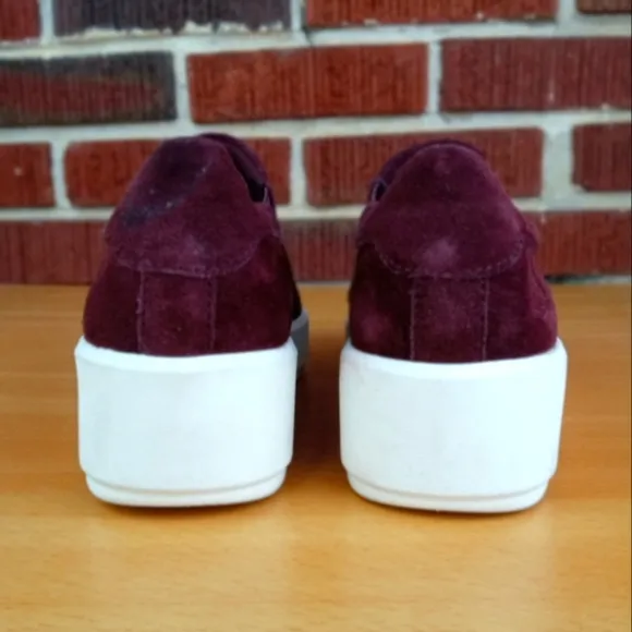 NWT Collection By Clarks 'Layton' Genuine Leather Slip-On Sneaker in Burgundy