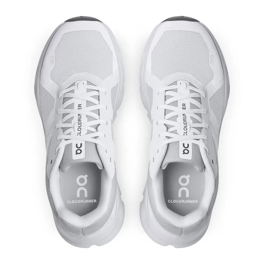 On Running Cloudrunner Trainingsschuhe für Damen in weiter Passform – Weiß/Frost