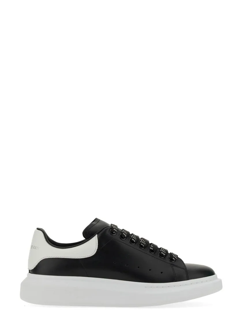 Oversized Sneaker