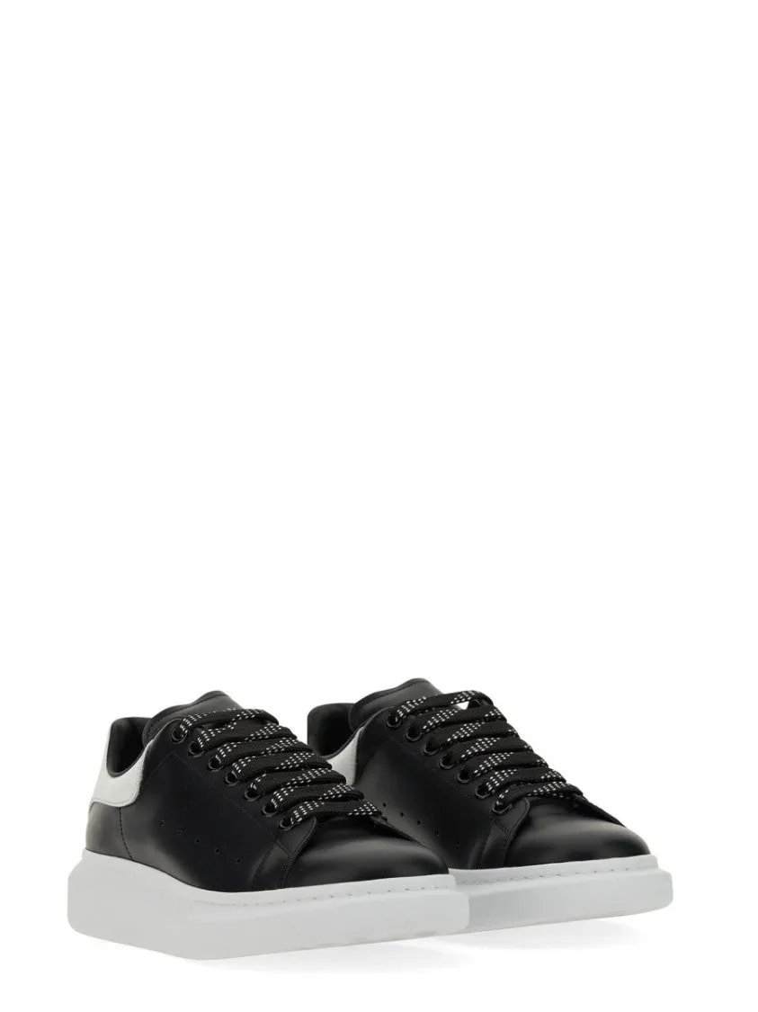 Oversized Sneaker