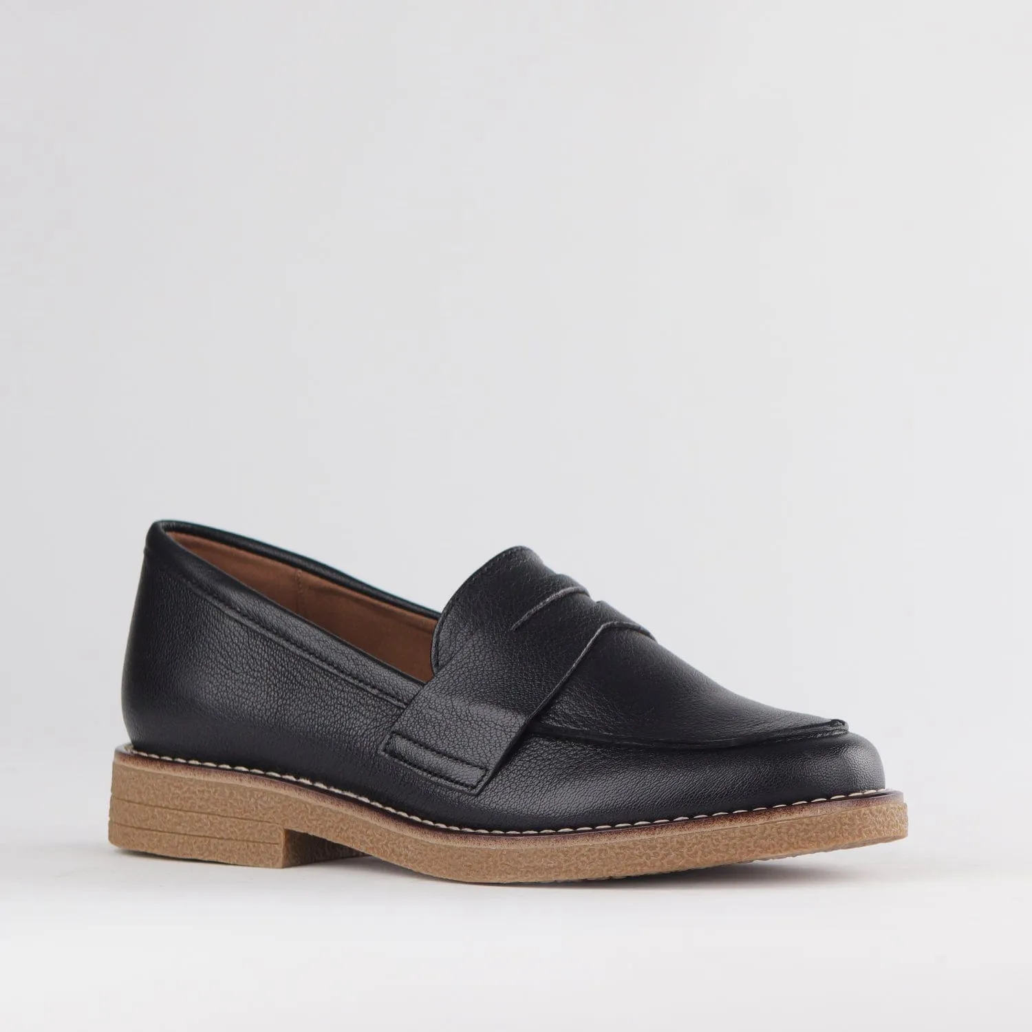 Penny Loafer in Black - 12778
