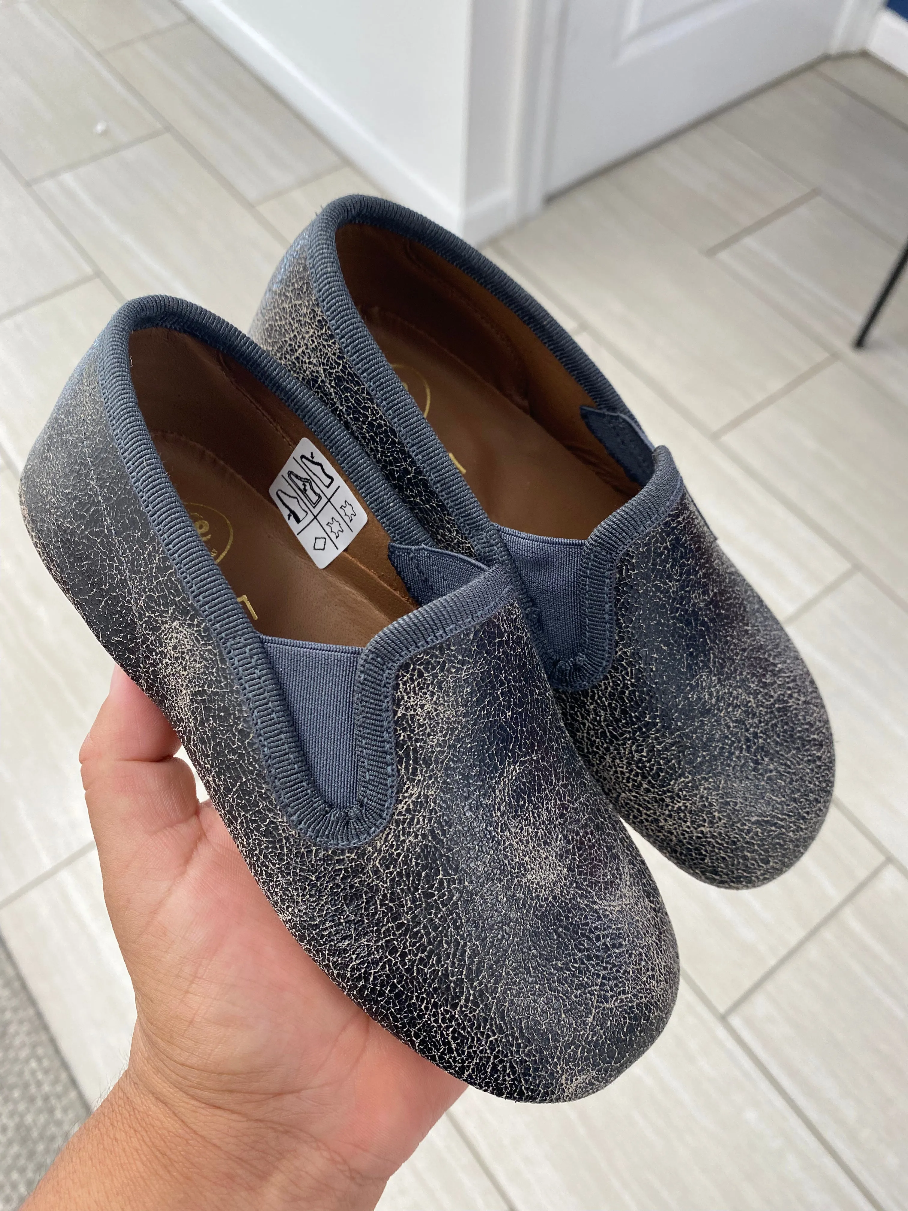 Pepe Black Cracked Slipper Loafer