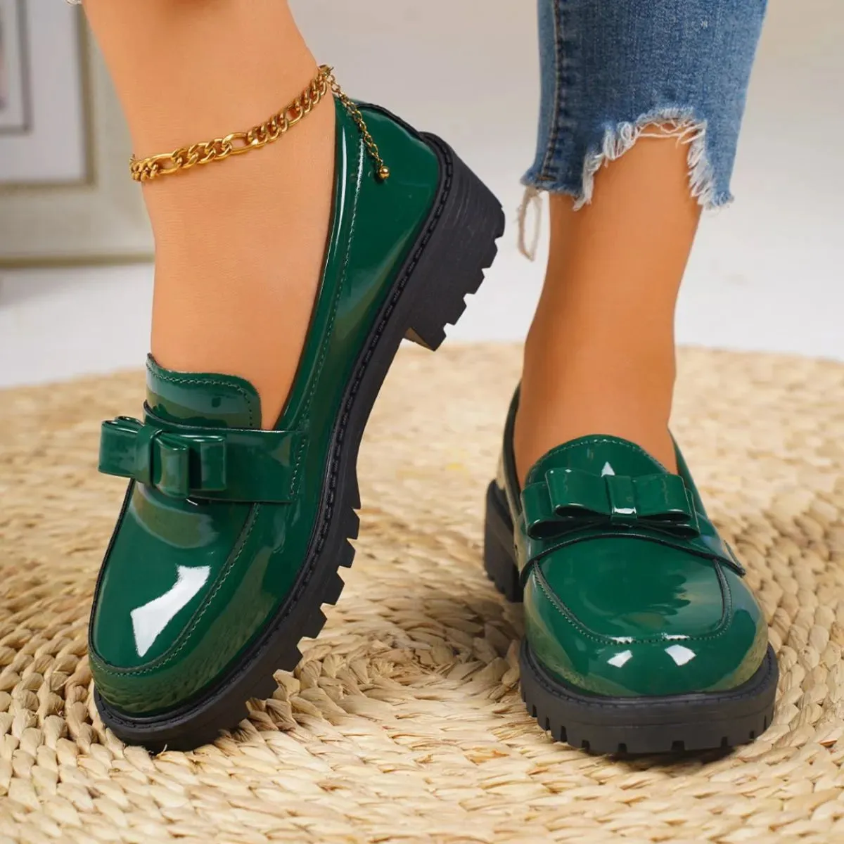 Round Toe Platform Loafer