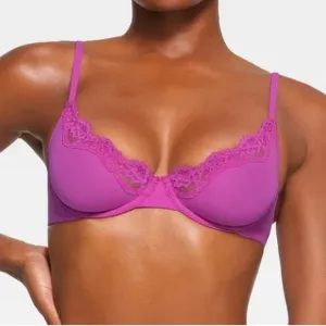 SKIMS Fits Everybody Unlined Scoop Lace Trim Bra in Lollipop, Size 36C