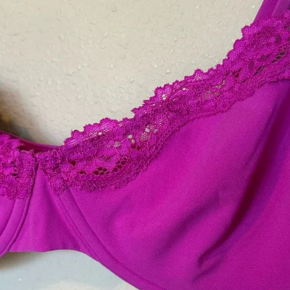 SKIMS Fits Everybody Unlined Scoop Lace Trim Bra in Lollipop, Size 36C