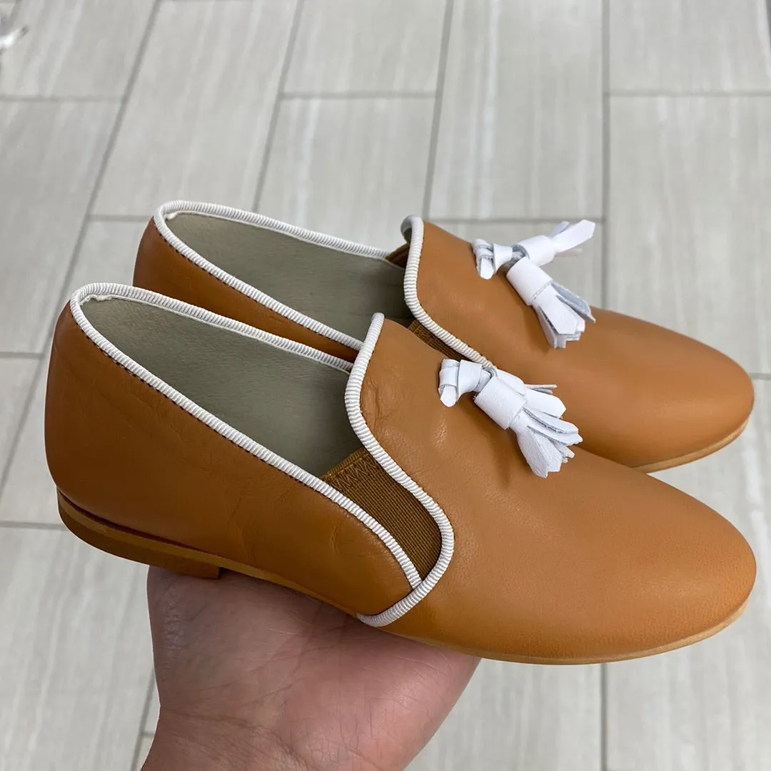 Sonatina Camel and White Tassel Smoking Loafer
