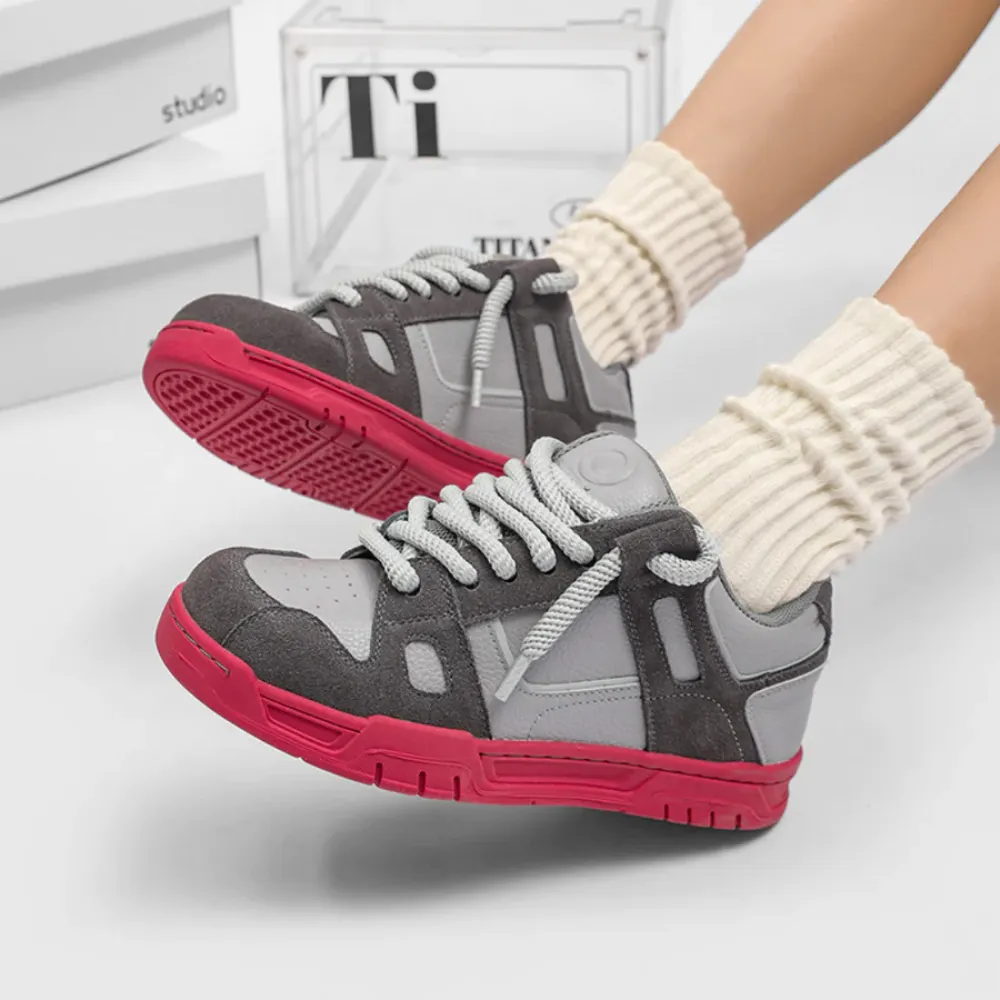 “Spikes”Shoes