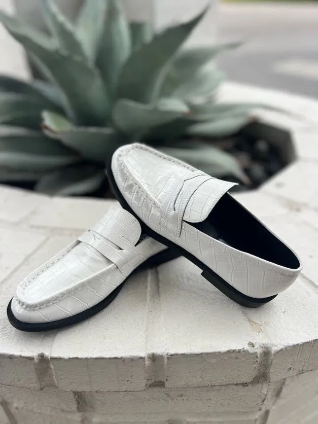 Steve Madden Goodman Loafer in White Croco