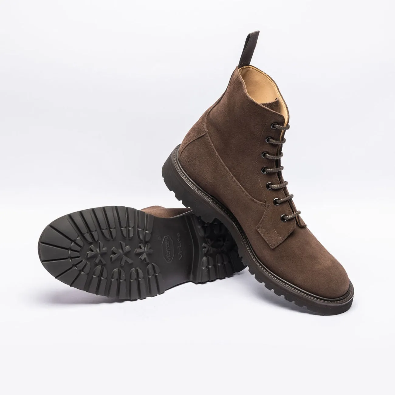 Stivale derby Tricker's Burford in camoscio marrone