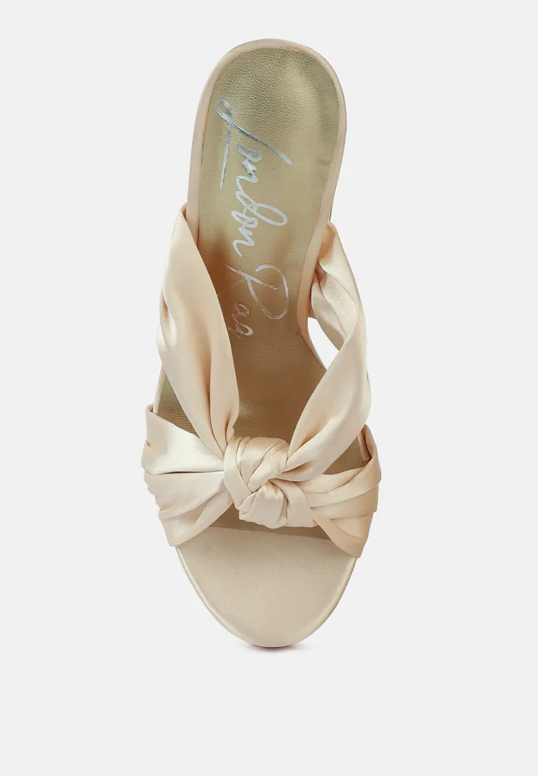 Strobing Knotted Chunky Platform Heels By Ruw