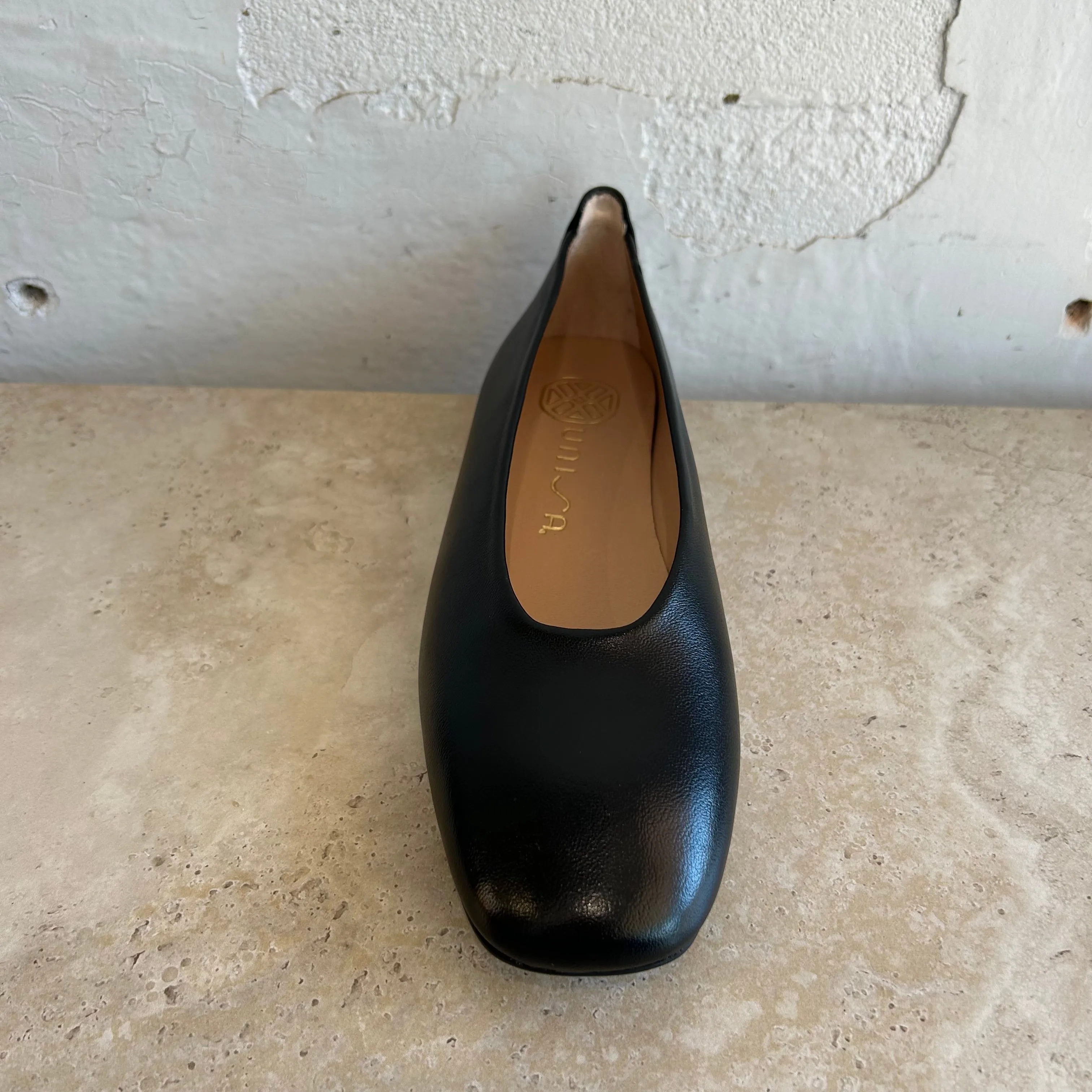 Unisa Bakus Black