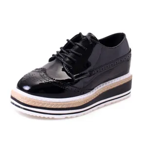Women Creepers Platform Shoes Patent Leather Oxfords Spring Flats Casual Lace-Up Women Brogue Shoes 3D07